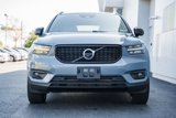 Used 2022 Volvo XC40 T5 R-Design w/ Advanced Package image 2