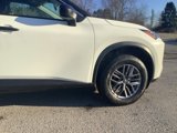 Used 2023 Nissan Rogue S image 6