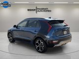 Used 2024 Kia Niro SX Touring image 5