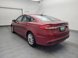 Used 2017 Ford Fusion SE w/ Fusion SE Technology Package image 5