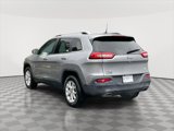 Used 2017 Jeep Cherokee Latitude w/ True North Edition image 5