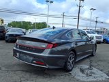 Used 2022 Hyundai Sonata Blue image 3