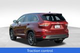 Used 2017 Toyota Highlander SE image 5