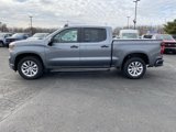 Used 2022 Chevrolet Silverado 1500 Custom image 2