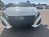 Used 2023 Nissan Altima 2.5 SR image 2