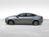 Used 2020 Ford Fusion SE image 3