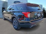 Certified 2022 Ford Explorer XLT w/ Equipment Group 202A image 4
