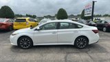 Used 2016 Toyota Avalon XLE image 2
