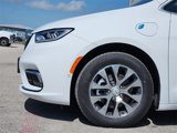 New 2025 Chrysler Pacifica Pinnacle image 5