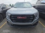 Used 2024 GMC Terrain SLE w/ Driver Convenience Package image 2