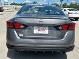 Used 2024 Nissan Altima 2.5 SR image 3