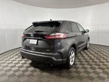 Used 2020 Ford Edge SE image 4