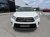 Used 2019 Toyota Highlander XLE image 2