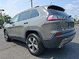 Certified 2019 Jeep Cherokee Limited w/ Technology Group image 4