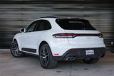 Certified 2024 Porsche Macan image 3