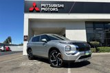 New 2025 Mitsubishi Outlander SE image 2
