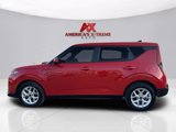 Used 2021 Kia Soul S image 2