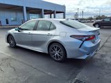 Used 2023 Toyota Camry SE image 5