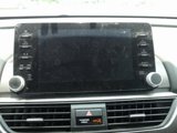 Used 2018 Honda Accord Touring image 5