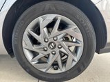 Used 2024 Hyundai Elantra SEL image 5