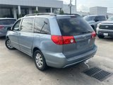 Used 2010 Toyota Sienna LE image 5