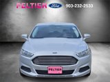 Used 2015 Ford Fusion SE image 2