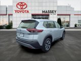 Used 2023 Nissan Rogue SV image 3