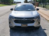 New 2025 Chevrolet Trax RS image 4