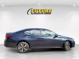 Certified 2022 Nissan Altima 2.5 SV image 3