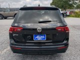 Used 2020 Volkswagen Tiguan SE R-Line image 4