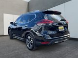 Used 2019 Nissan Rogue SL w/ Premium Package image 3