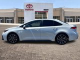 Used 2022 Toyota Corolla SE image 3