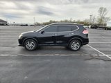 Used 2015 Nissan Rogue SL w/ SL Premium Package image 4