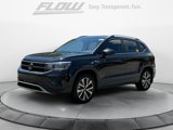 Certified 2023 Volkswagen Taos SE image 2
