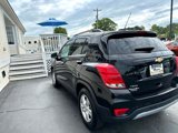 Used 2019 Chevrolet Trax LT w/ LT Convenience Package image 4