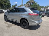 Used 2022 Ford Edge SE w/ Black Appearance Package image 5
