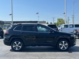 Used 2021 Jeep Cherokee Limited image 2