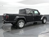 Used 2023 Jeep Gladiator Sport image 2