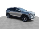 Used 2024 GMC Terrain SLT image 2