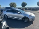 Used 2019 Ford Fusion SE image 2