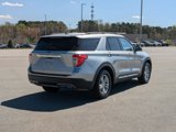 Used 2021 Ford Explorer XLT w/ Equipment Group 202A image 5