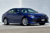Used 2018 Toyota Camry LE image 2