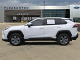 Used 2022 Toyota RAV4 XLE image 2