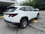 New 2025 Hyundai Tucson SE image 3