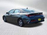 Certified 2025 Hyundai Elantra SE image 5