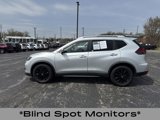 Used 2018 Nissan Rogue SV image 5