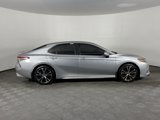 Used 2018 Toyota Camry SE image 5