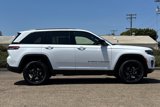 New 2025 Jeep Grand Cherokee Altitude image 4