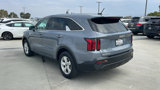 Used 2023 Kia Sorento LX image 3