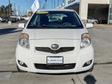 Used 2011 Toyota Yaris 2-Door Hatchback image 2